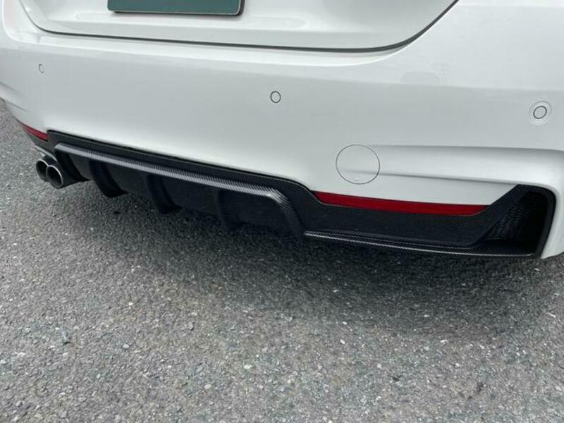 4 SERIES