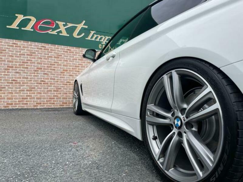 4 SERIES