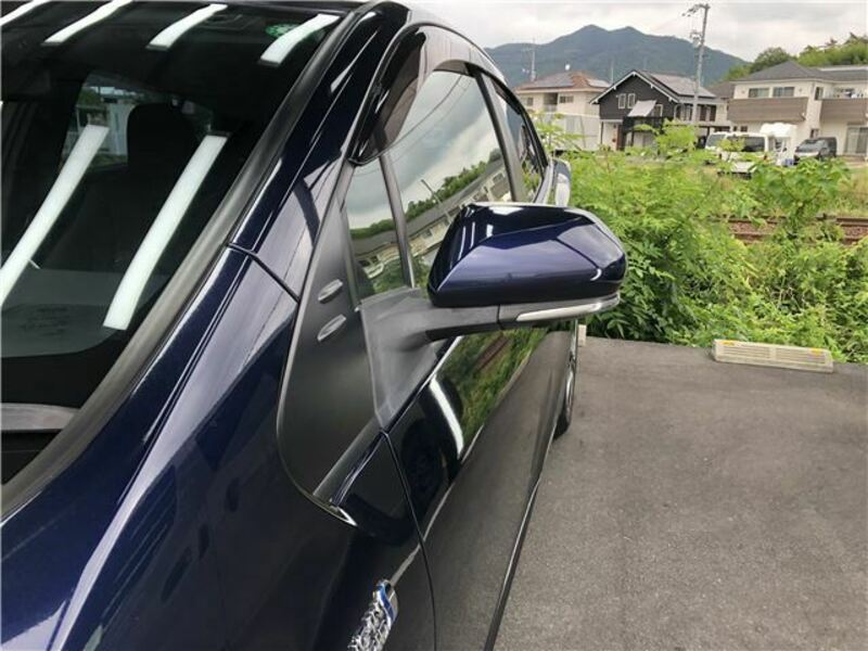 PRIUS PHV