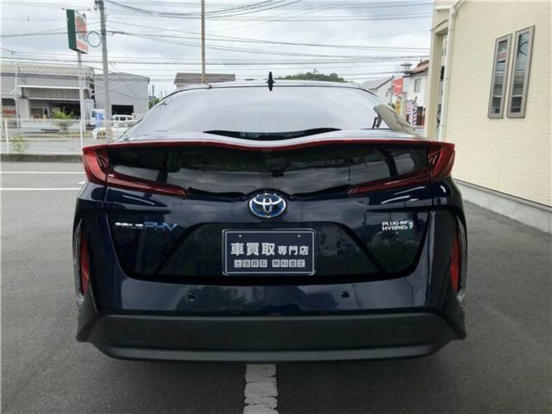 PRIUS PHV