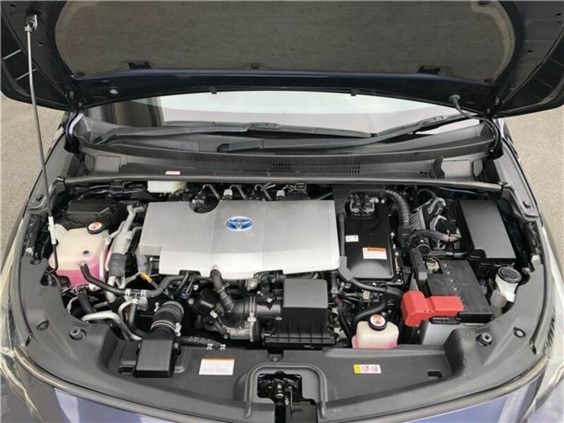 PRIUS PHV