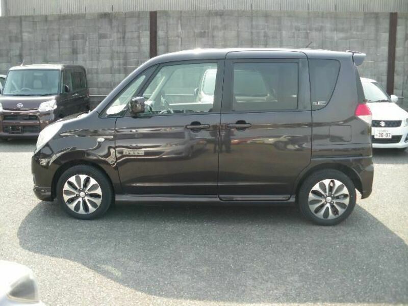 DELICA D2