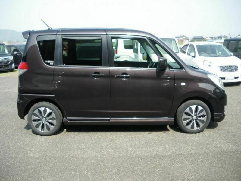 DELICA D2