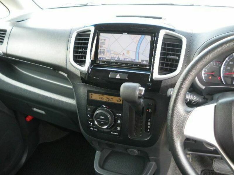 DELICA D2