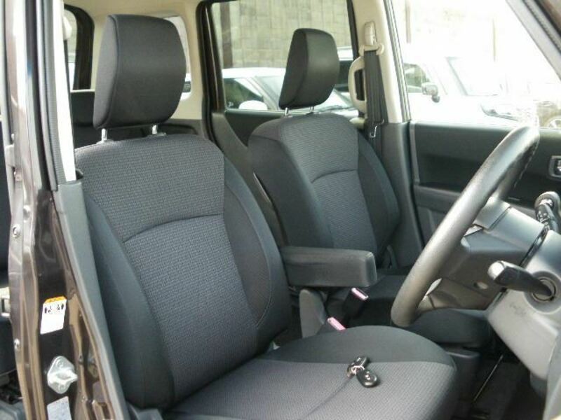 DELICA D2