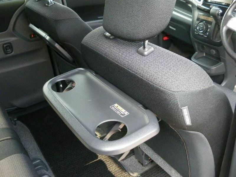 DELICA D2