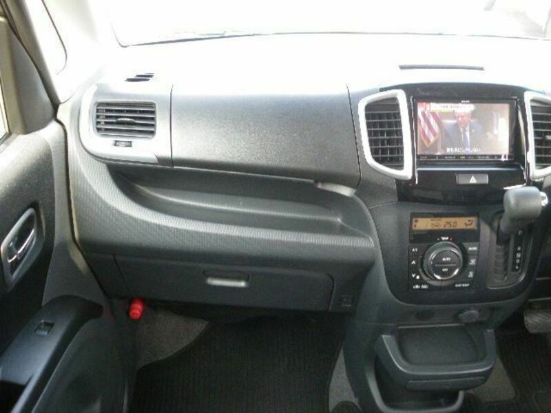 DELICA D2