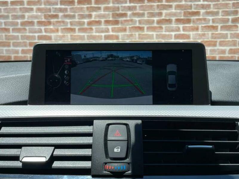 4 SERIES