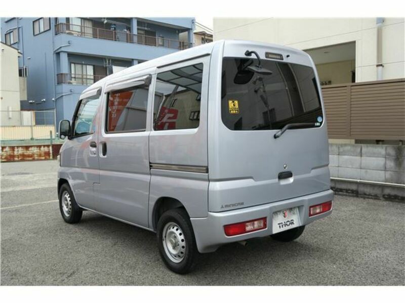 MINICAB VAN