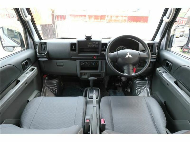 MINICAB VAN