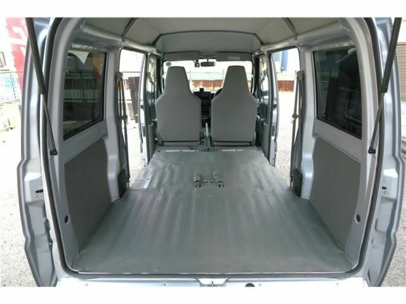 MINICAB VAN