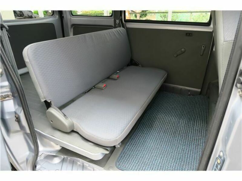 MINICAB VAN