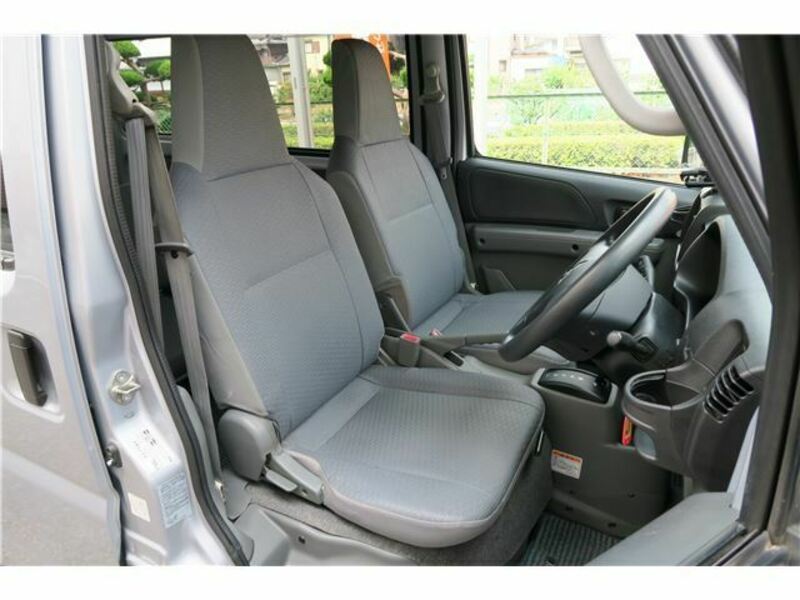 MINICAB VAN