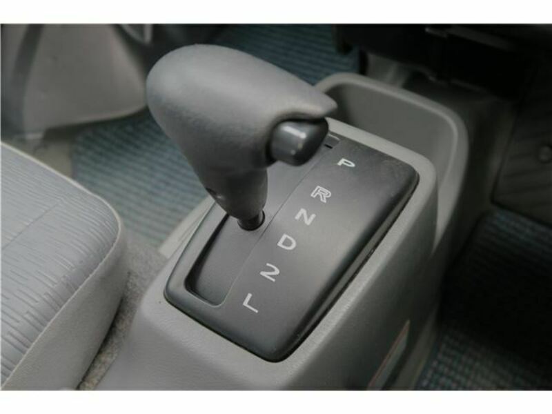 MINICAB VAN