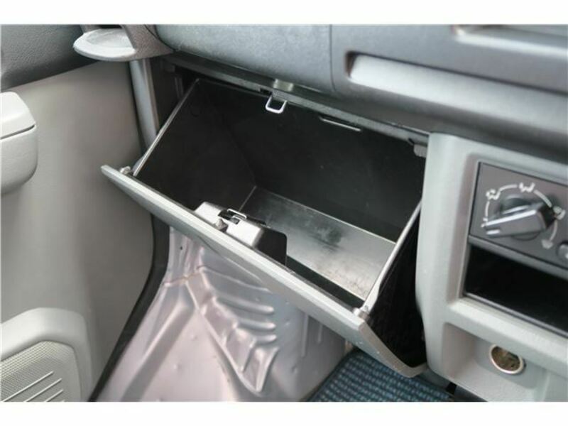 MINICAB VAN