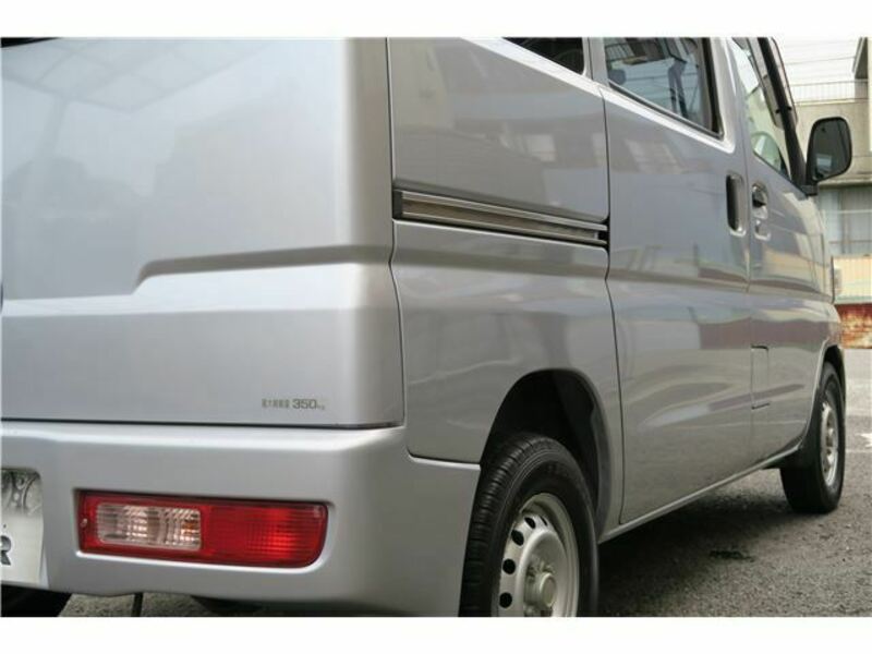 MINICAB VAN
