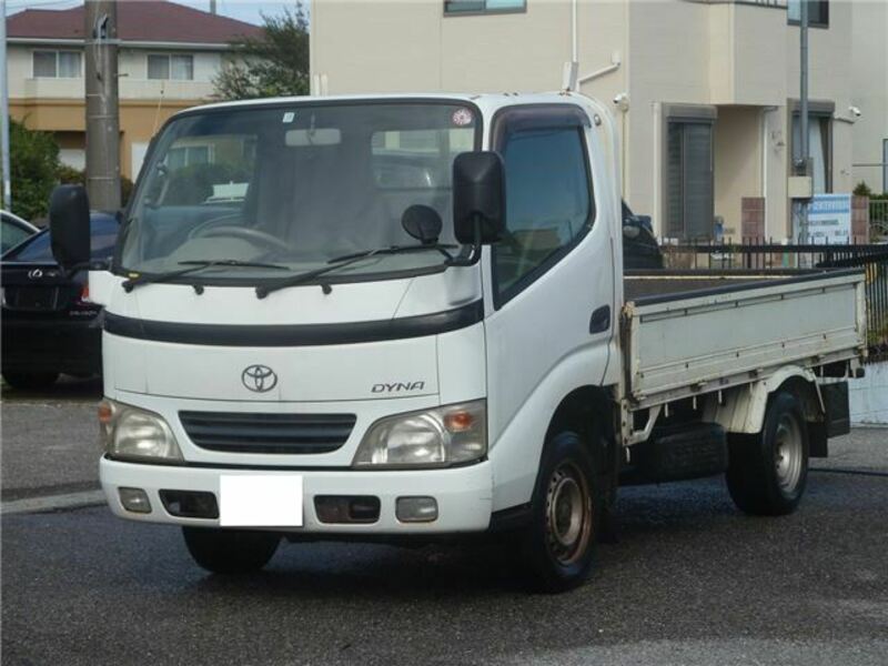 TOYOTA DYNA