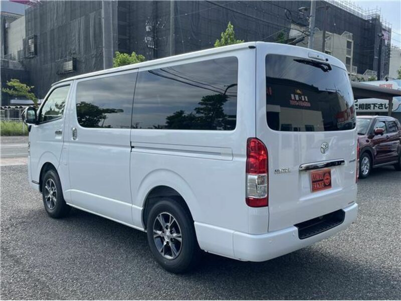 HIACE