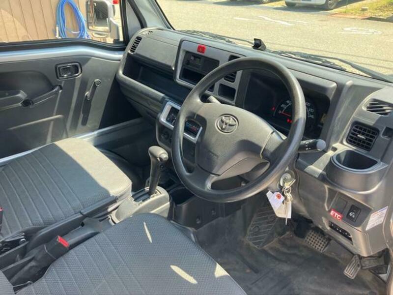 PIXIS TRUCK