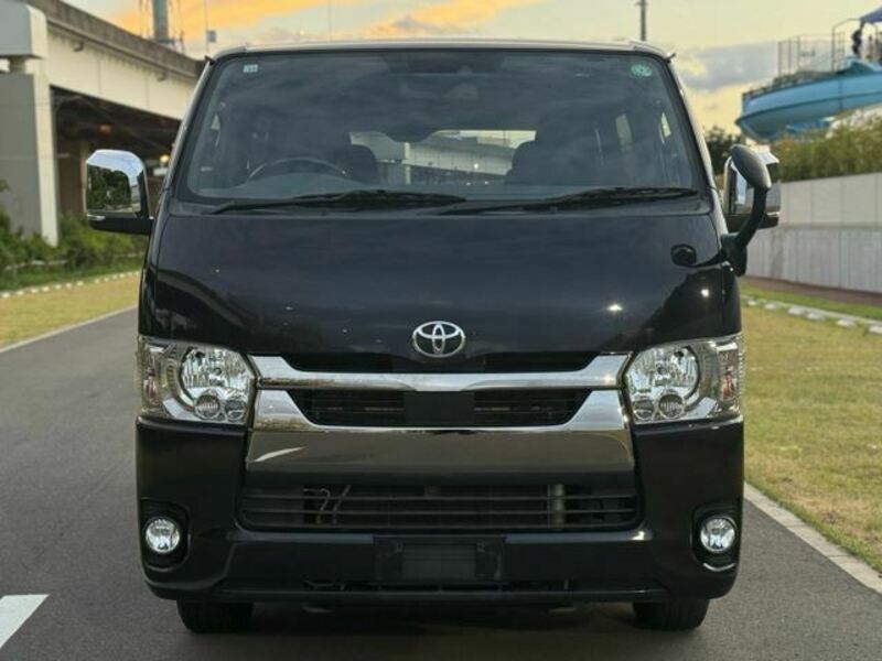 HIACE VAN