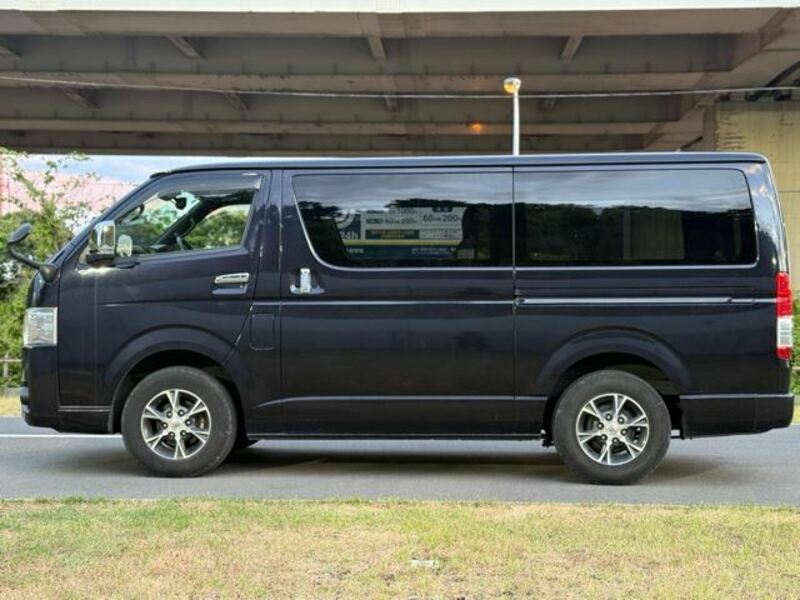 HIACE VAN