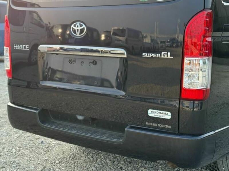 HIACE VAN