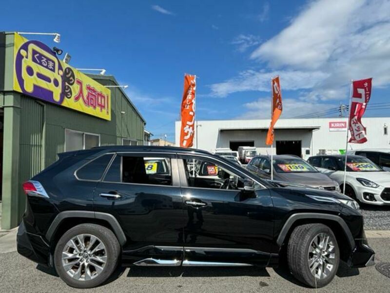 RAV4