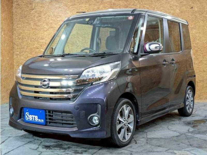 NISSAN DAYZ ROOX
