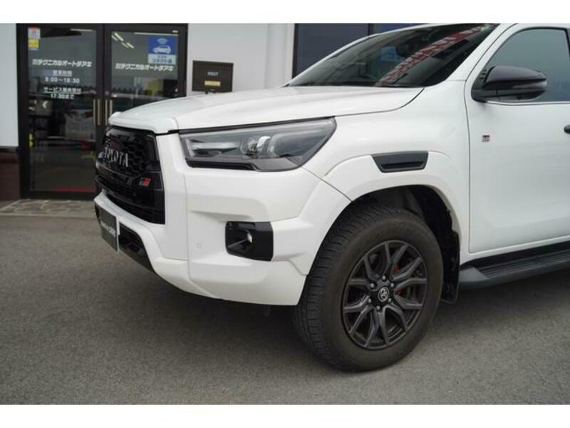 HILUX