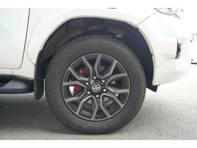 HILUX