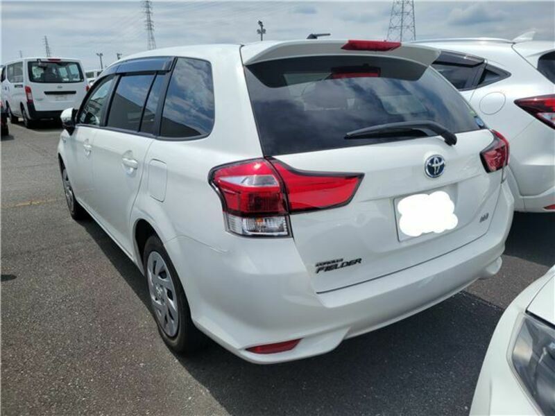 COROLLA FIELDER