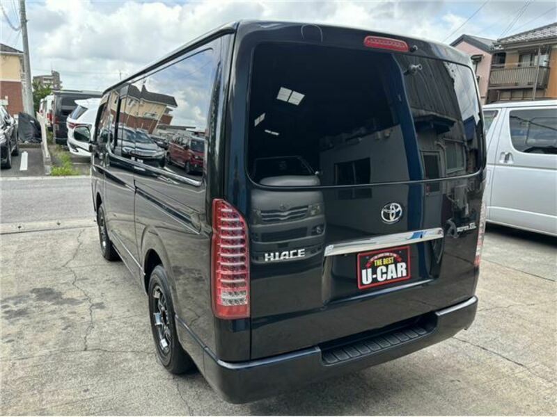 HIACE VAN