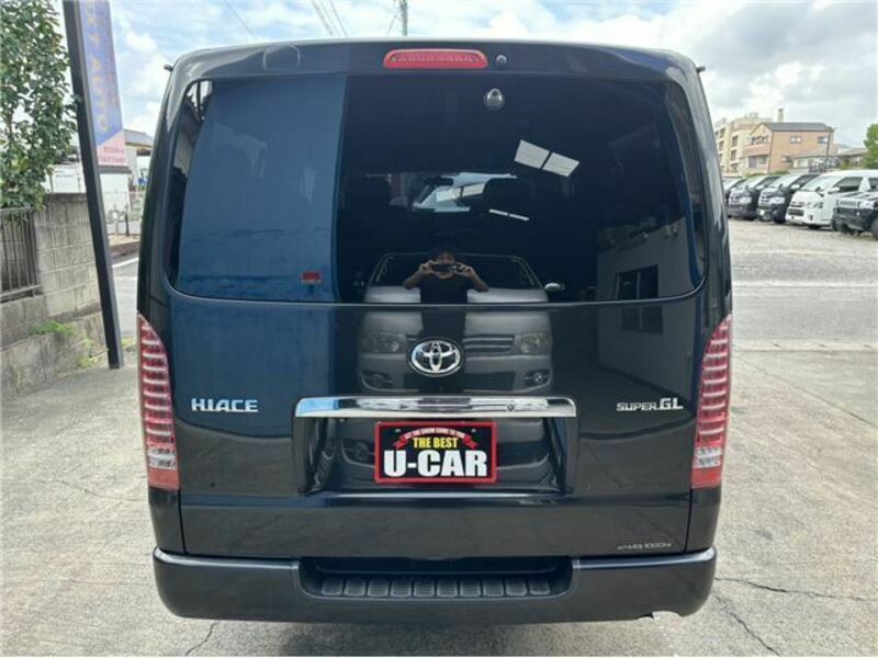 HIACE VAN