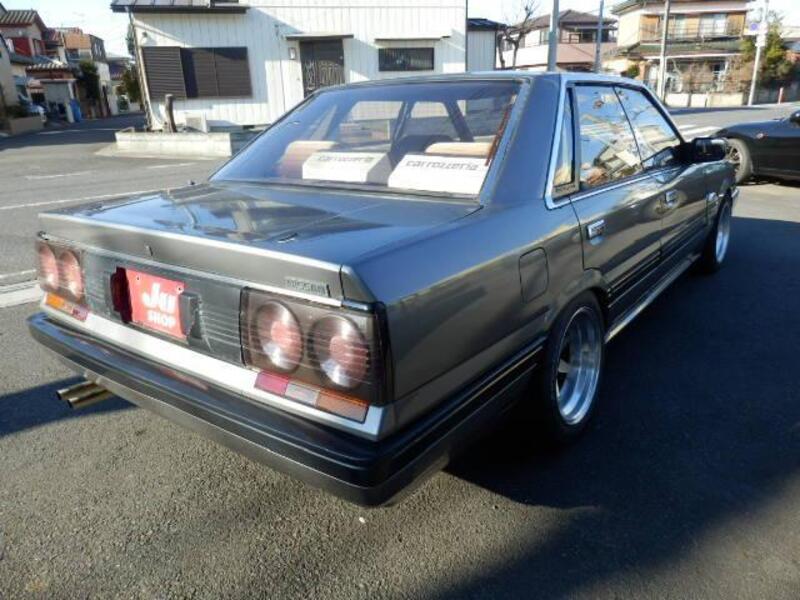 SKYLINE