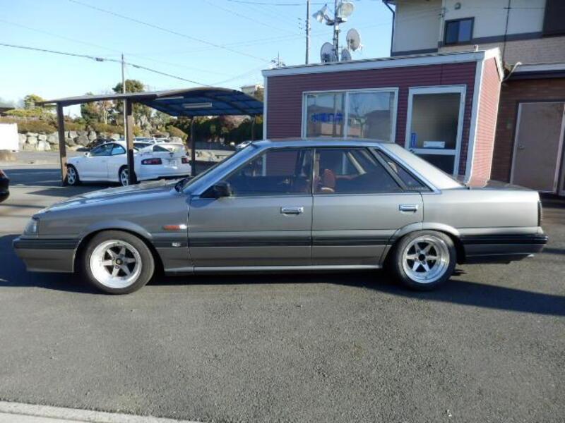 SKYLINE