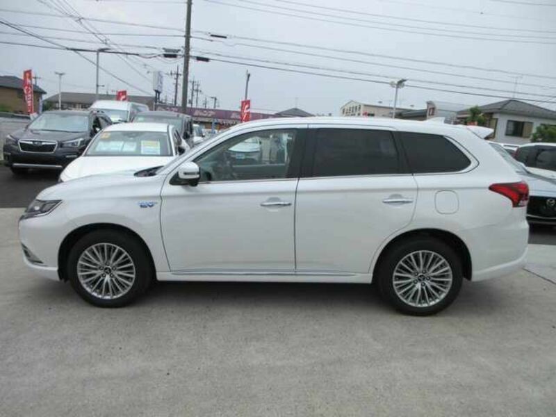 OUTLANDER PHEV