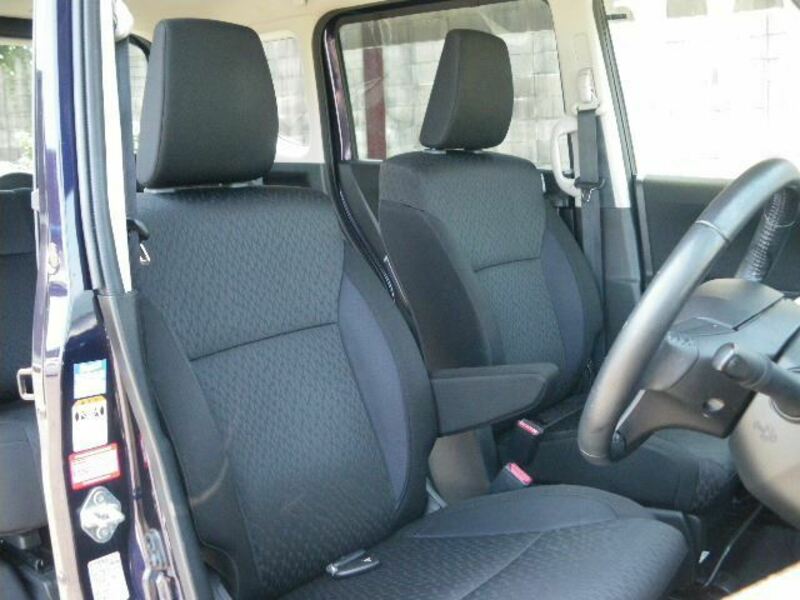 DELICA D2