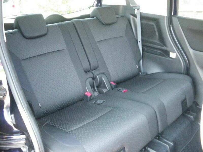 DELICA D2