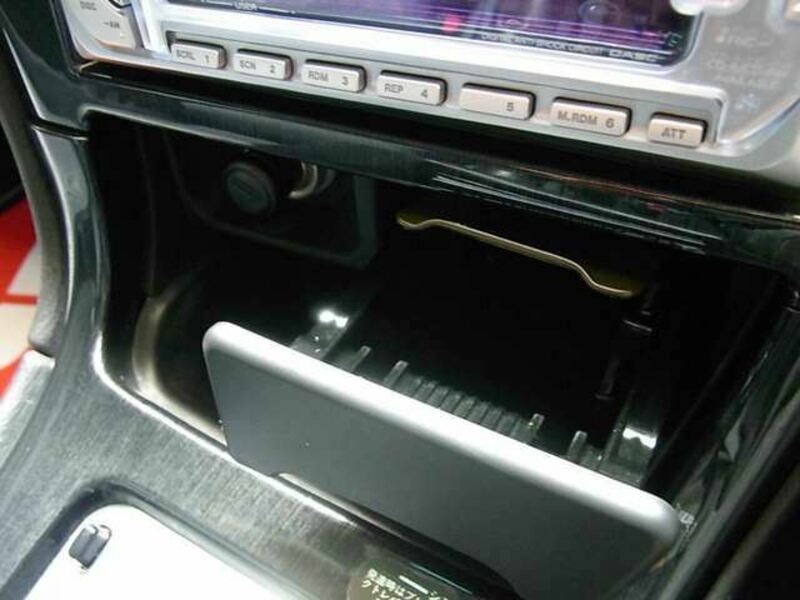 LEGACY B4