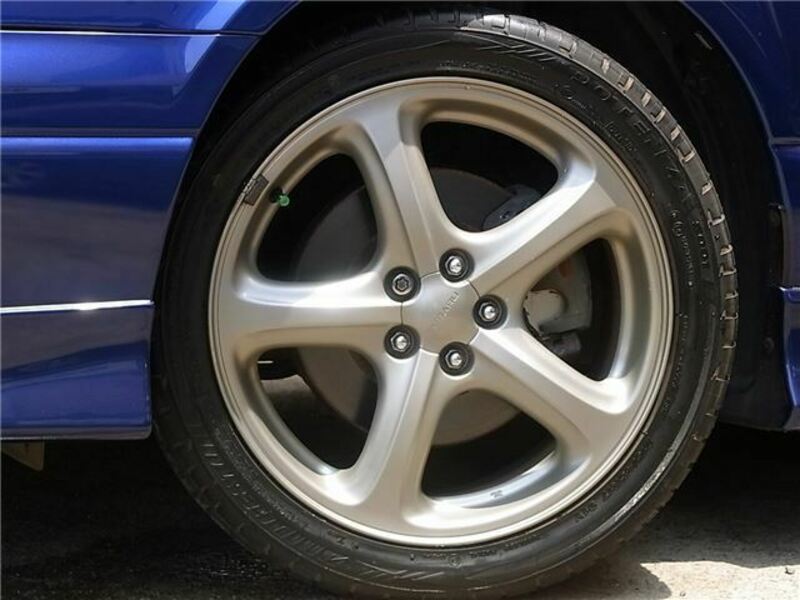 LEGACY B4