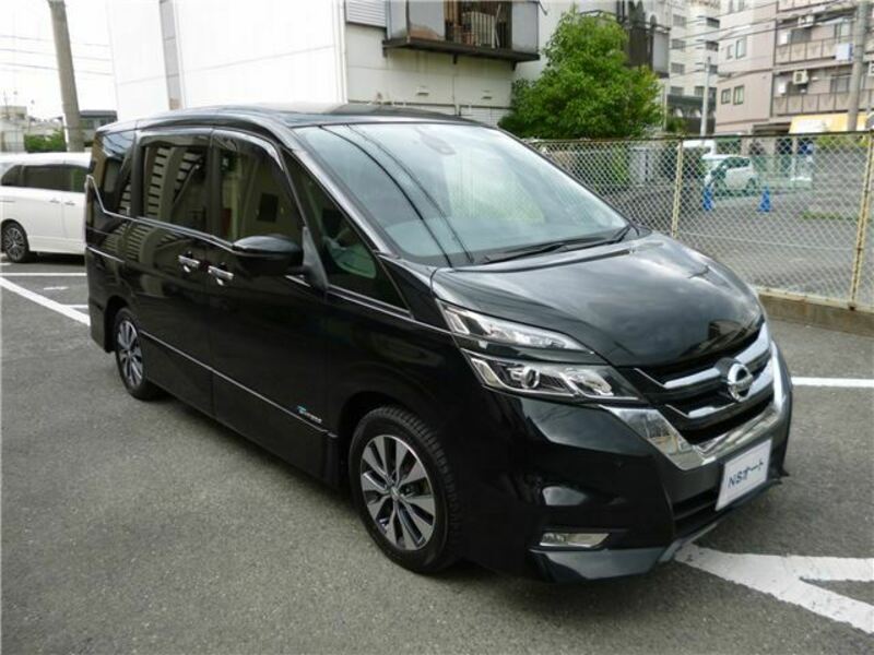 NISSAN SERENA