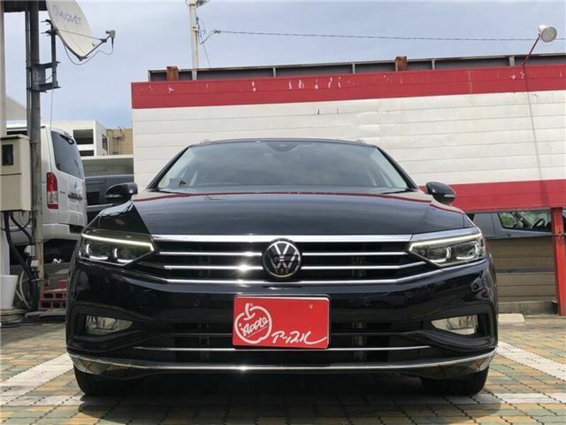 PASSAT VARIANT