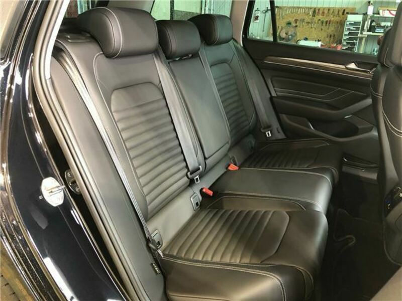 PASSAT VARIANT
