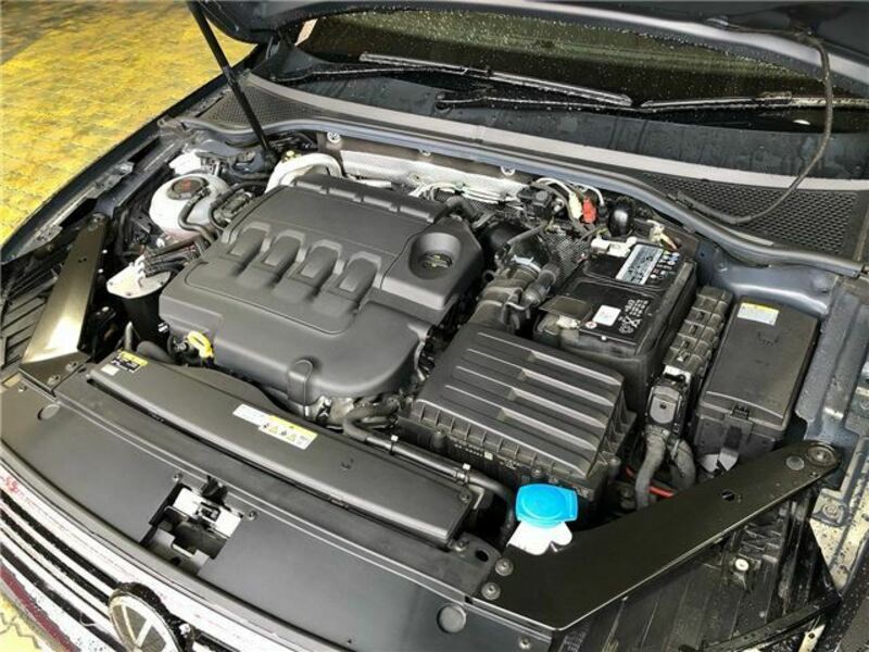 PASSAT VARIANT