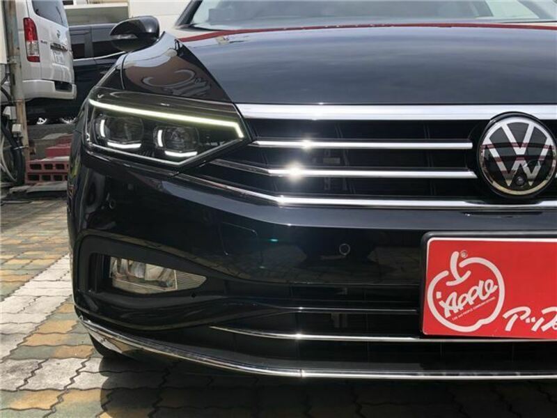 PASSAT VARIANT