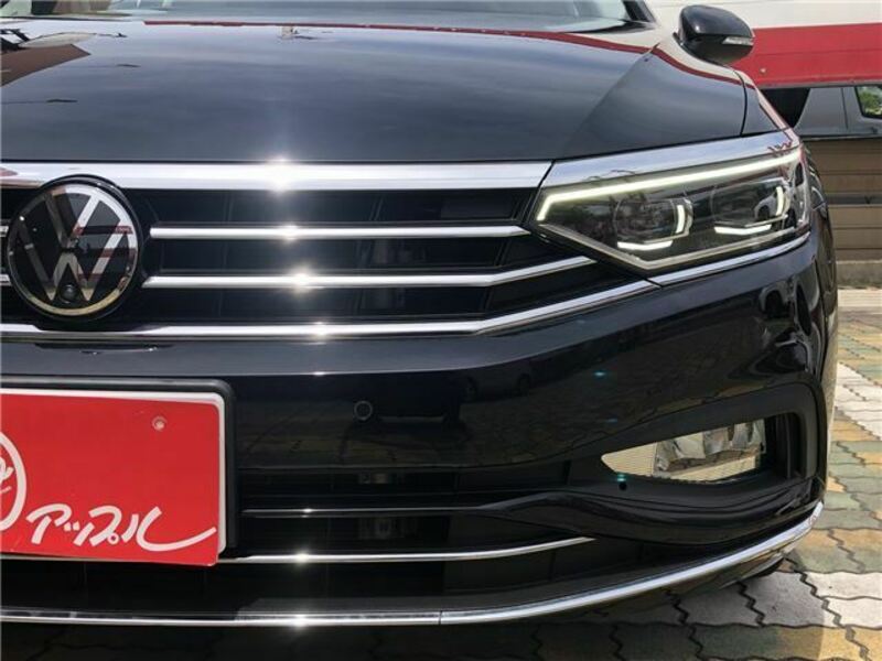 PASSAT VARIANT