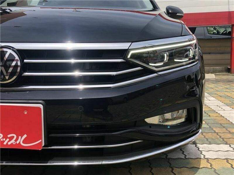 PASSAT VARIANT