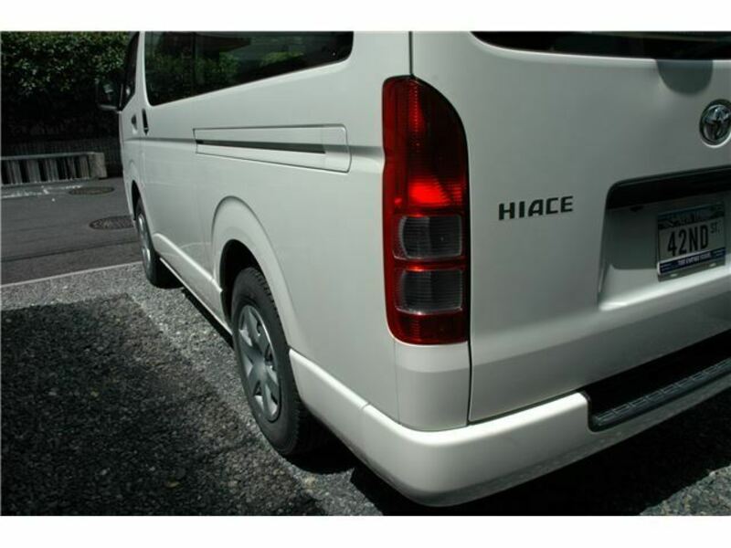 HIACE VAN