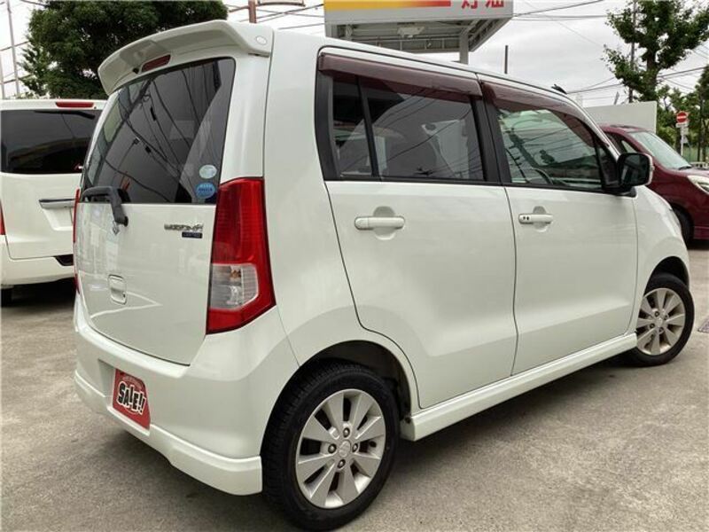 WAGON R
