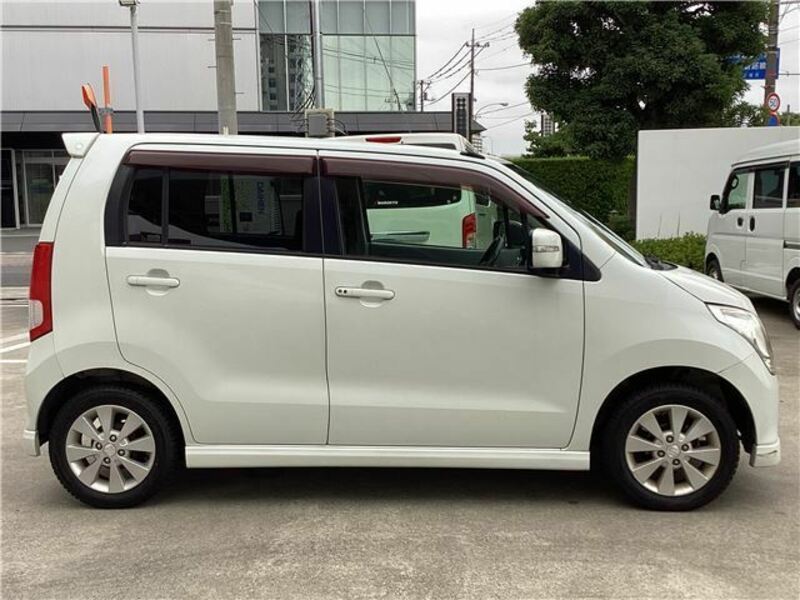 WAGON R